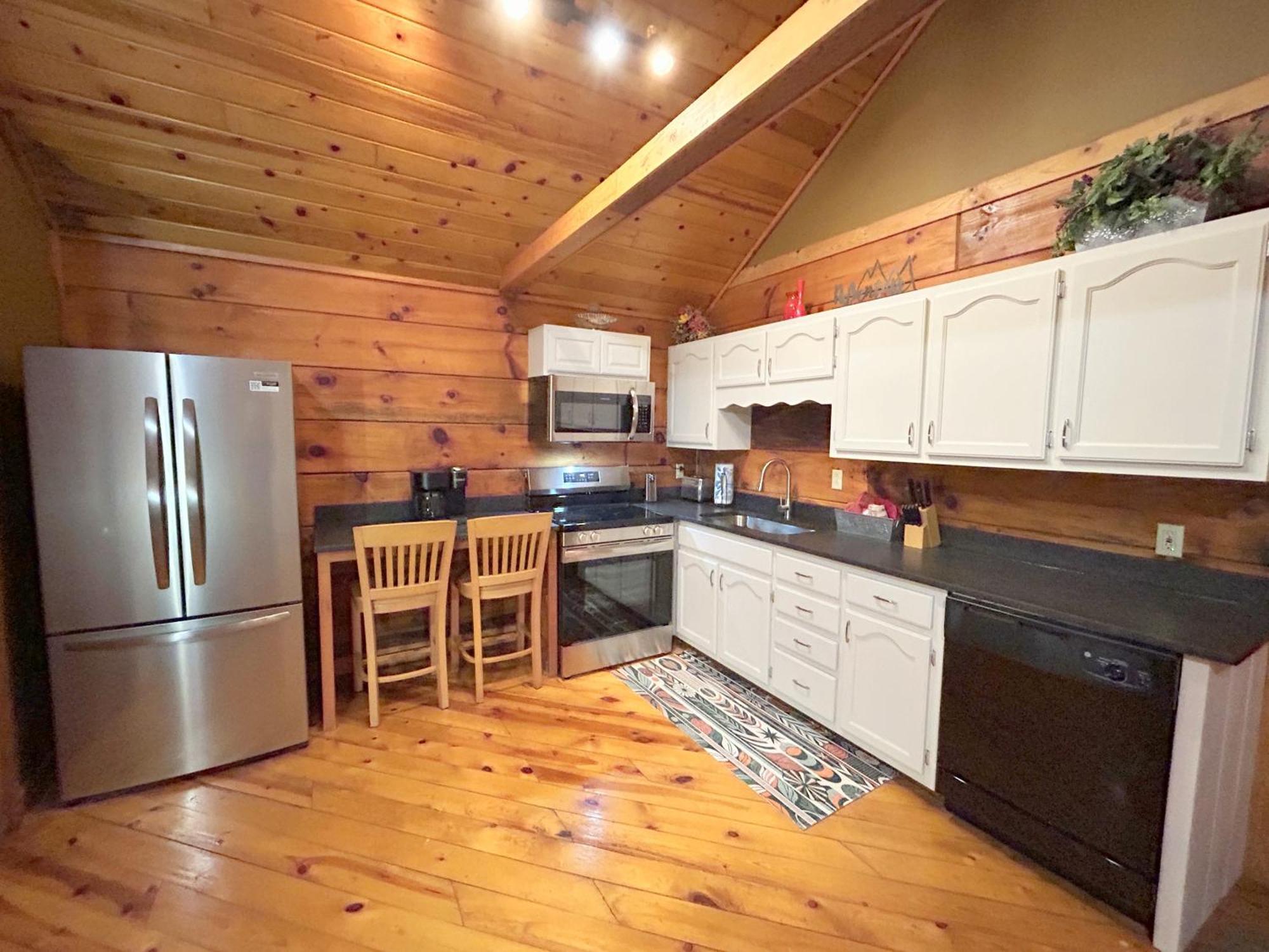 Honeymoon Hideaway Villa Гетлинбург Екстериор снимка